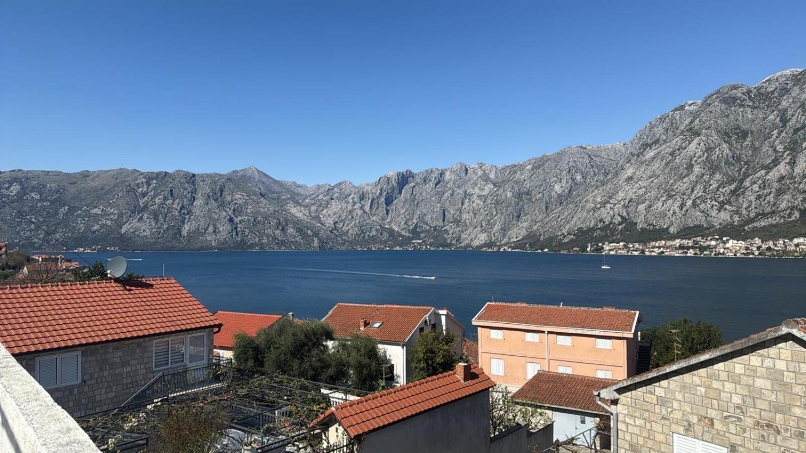 Alisa Sea View Apartment Prcanj Kotor Kültér fotó