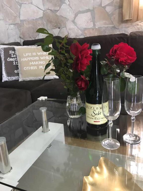 Alisa Sea View Apartment Prcanj Kotor Kültér fotó