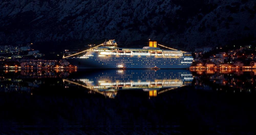 Alisa Sea View Apartment Prcanj Kotor Kültér fotó