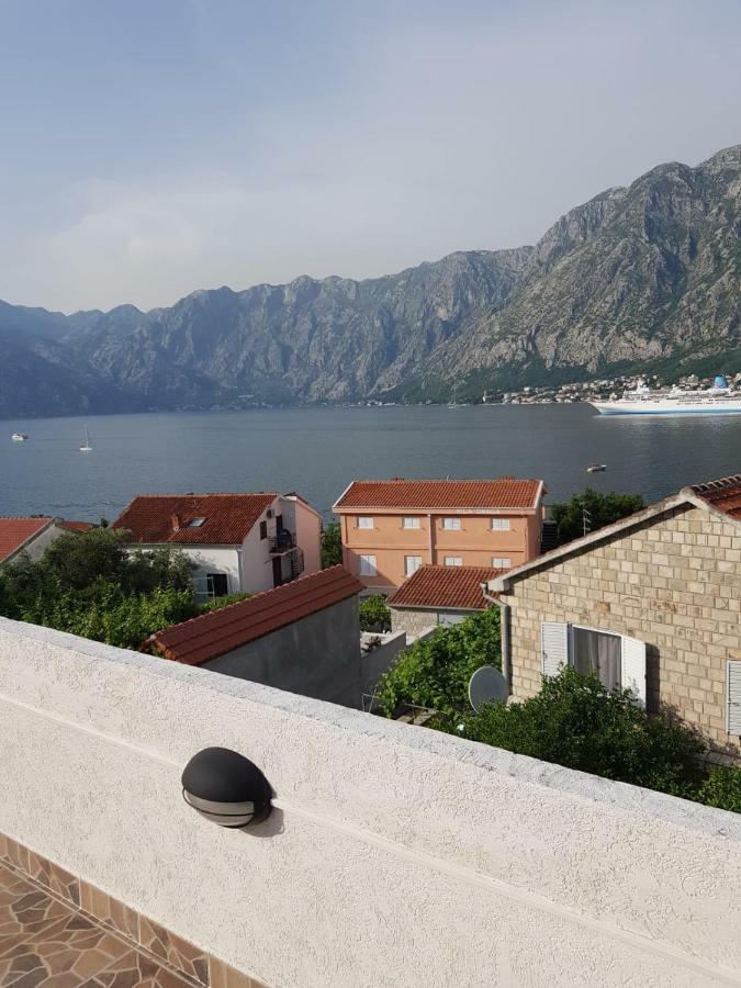 Alisa Sea View Apartment Prcanj Kotor Kültér fotó